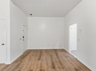 85 Parade St #1R, Providence, RI 02909