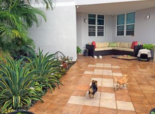 5601 Balcones De Monte Real, Carolina, PR 00987
