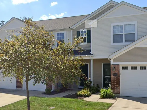 2050 Celebration Park Cir, Belleville, IL 62220