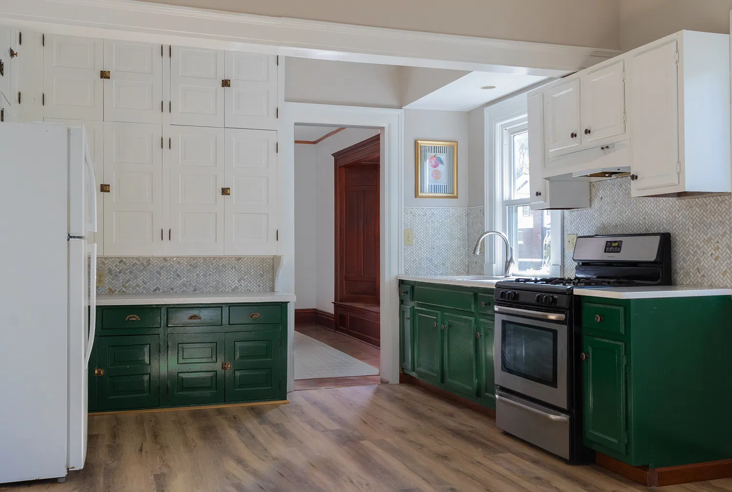 2 bed, 1300 sqft, $942 — Photo 2