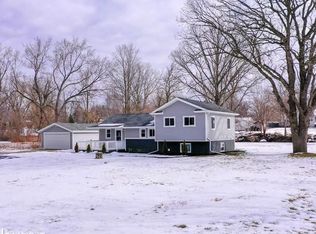 2514 N Genesee Rd, Burton, MI 48509