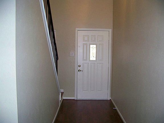 3rd image of 622 Land Grant Dr