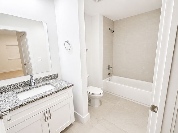 4th image of 2641 NW 24th Ct #10B