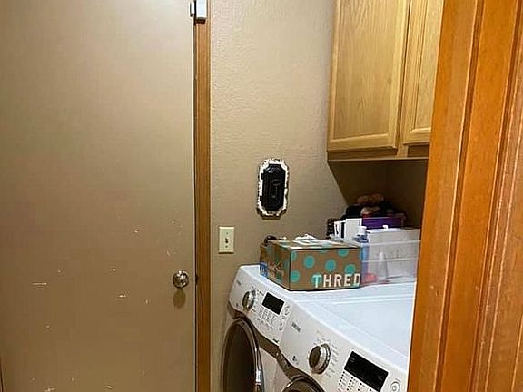 4th image of 1495 Indian Creek Dr