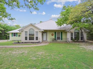 5800 Pratt Rd, College Station, TX 77845