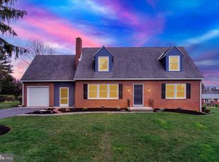 833 Mountain View Rd, Waynesboro, PA 17268