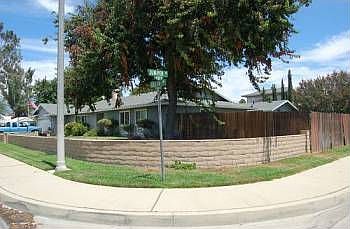 1st image of 1709 W Helen Ave