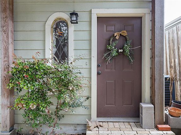 2nd image of 5217 Richard Ave #B