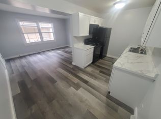 913 7th St S APT 6, La Crosse, WI 54601