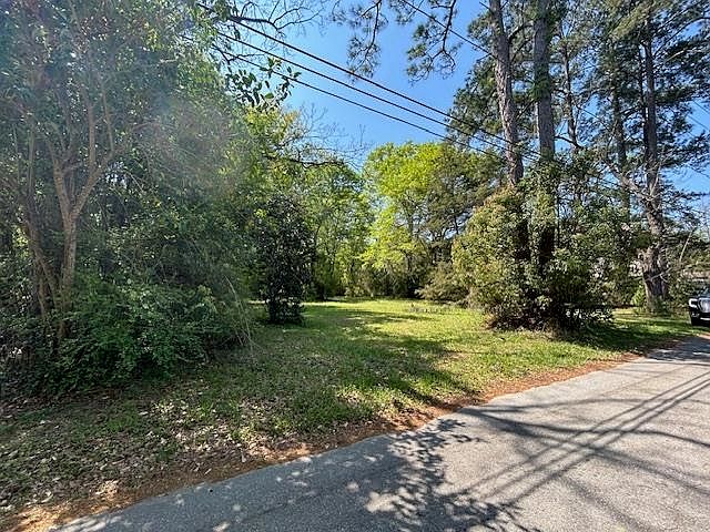 2nd image of W 10th Ave