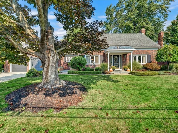 4900 Clifton Pkwy, Hamburg, NY 14075