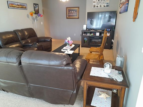 5th image of 17877 University Park Dr