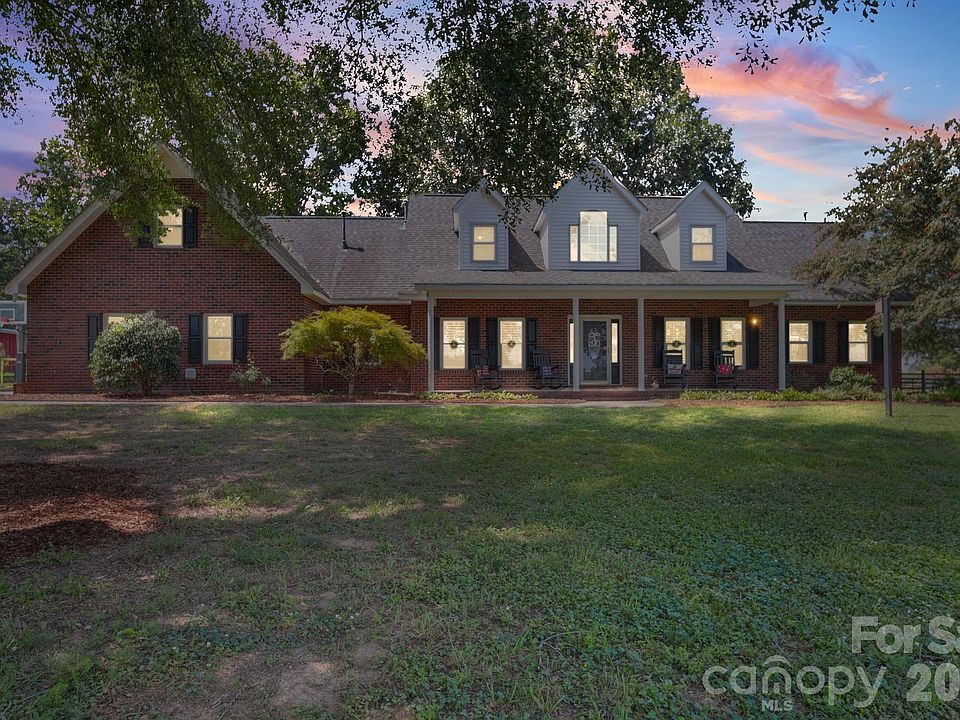 1st image of 2915 Mills Harris Rd