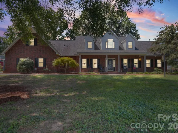 2915 Mills Harris Rd, Marshville, NC 28103