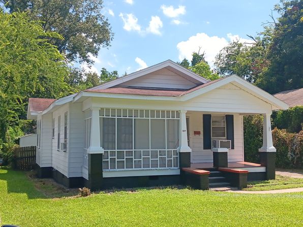 109 Dalzell St
