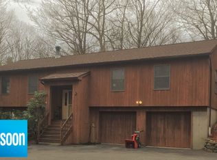 79 Englewood Ter, Mahopac, NY 10541