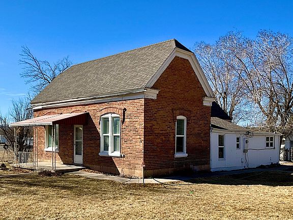 2nd image of 495 N Main St