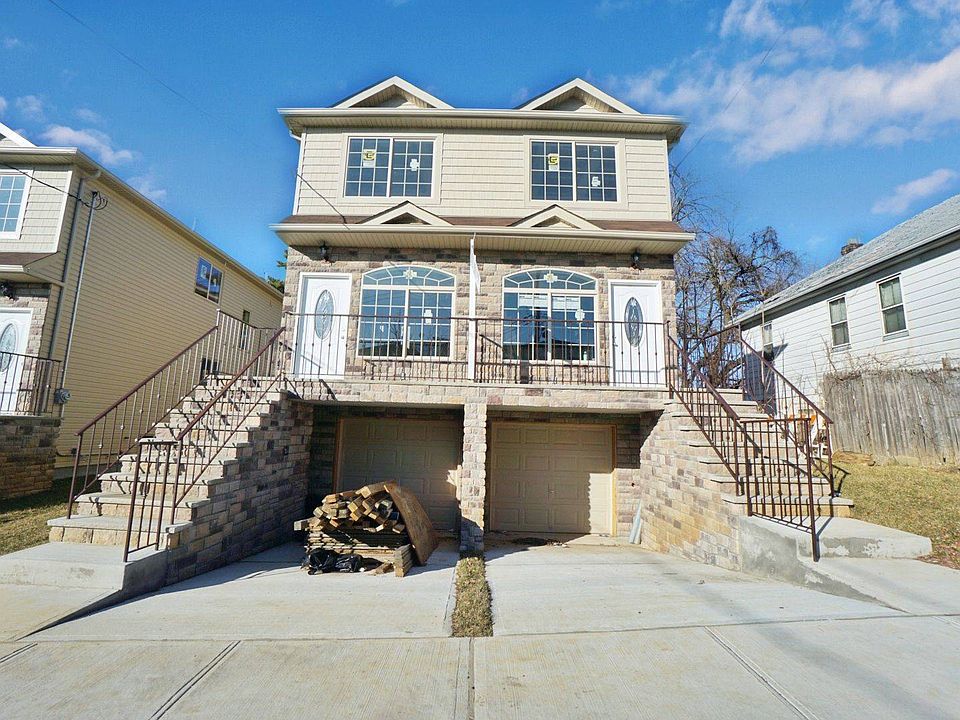 1st image of 37 Oakville St #B