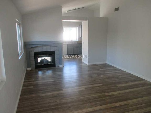 2nd image of 2101 N Ullom Dr