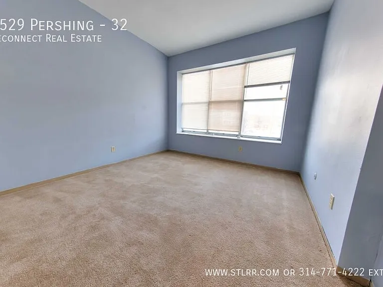 5529 Pershing Ave #32 — Photo 7