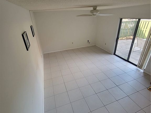 3rd image of 5243 Cedarbend Dr APT 2