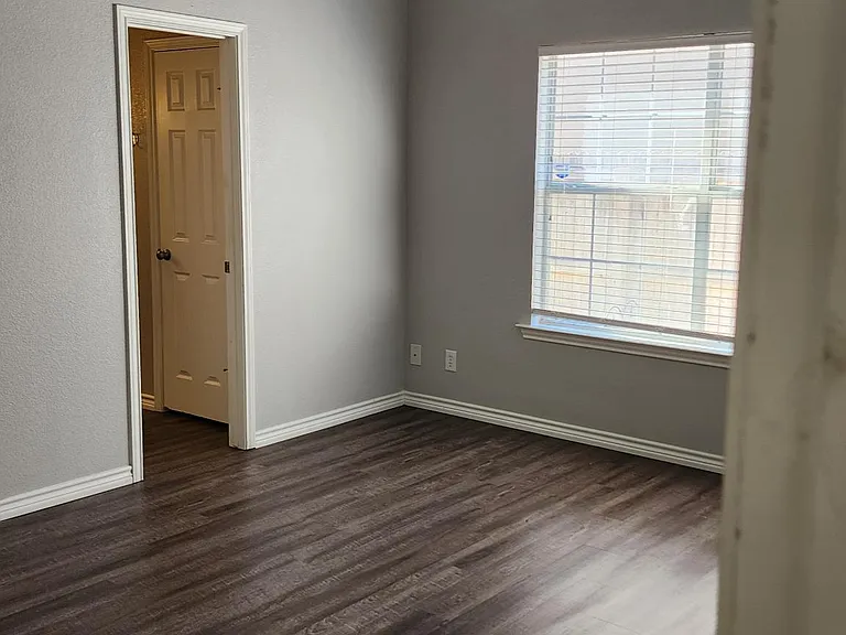7018 Robbie Rd — Photo 27