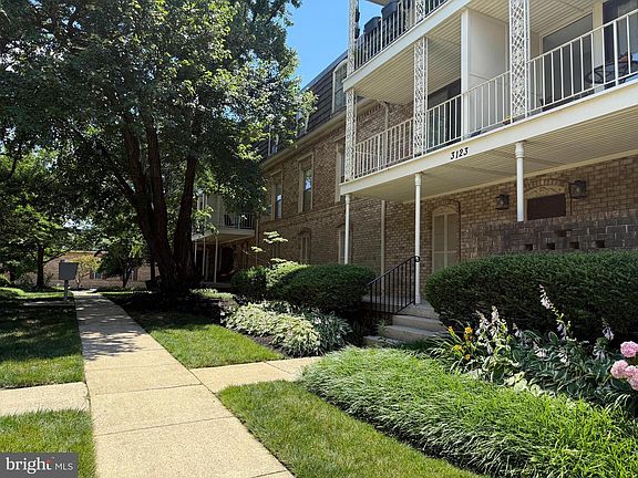 2nd image of 3123 Patrick Henry Dr APT 311