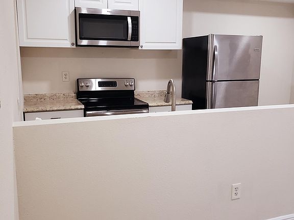 3rd image of 4101 Columbia St APT 1