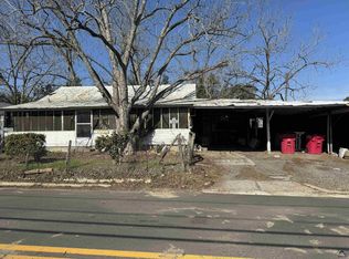 8515 14th Ave, Eastman, GA 31023