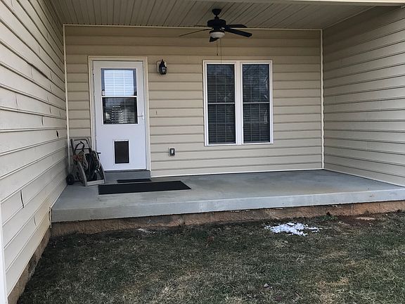 5th image of 438 Cabernet Dr
