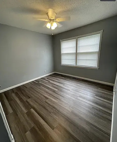 524 Luella Ave — Photo 4