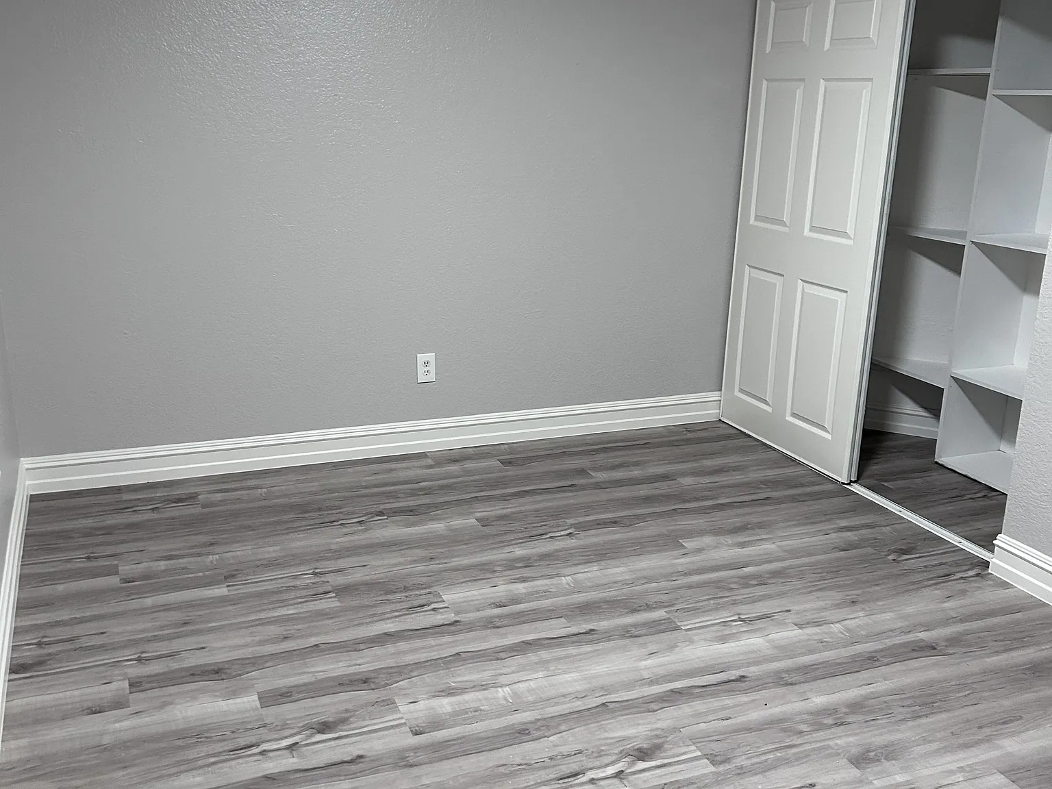 701 King Street - 1 — Photo 3