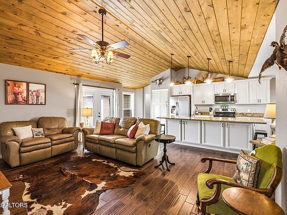 17th image of this home