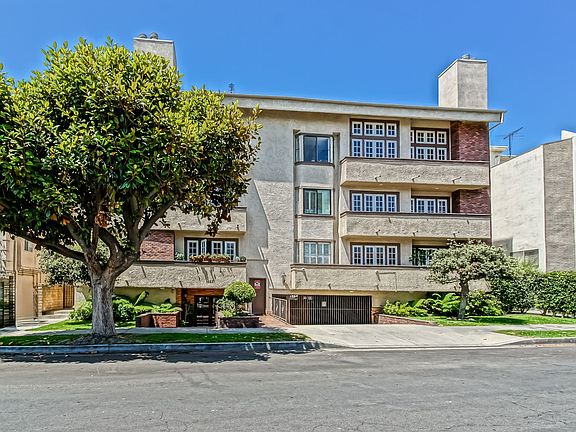 2nd image of 1853 S Bentley Ave APT 201