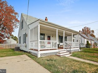 930 Lance Ave, Essex, MD 21221
