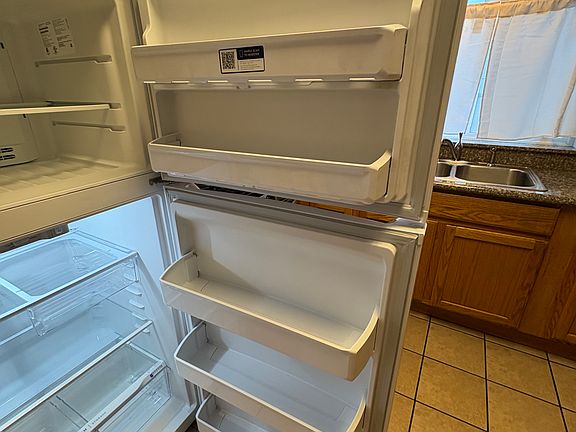 4th image of 108 Cook St APT 3