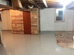 3128 SW 11th St, Topeka, KS 66604