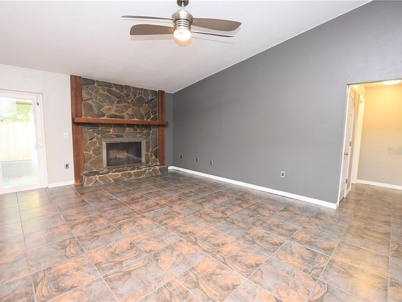 2nd image of 417 Hardenoak Blvd