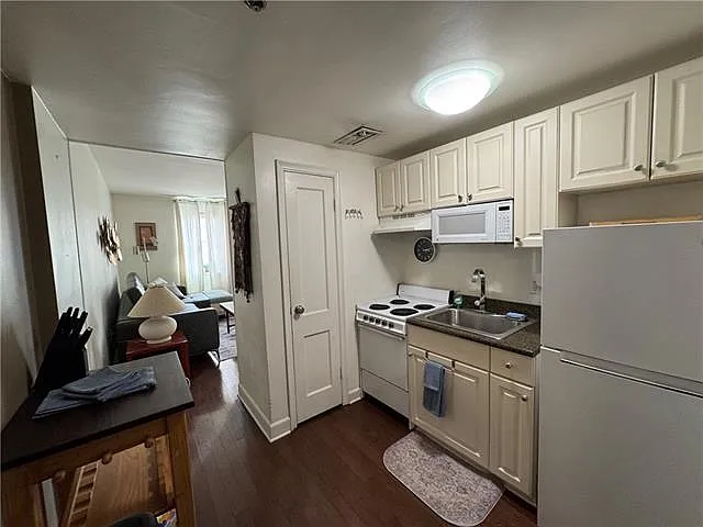 1 bed, 1.0 bath, 648 sqft, $1,500 — Photo 4