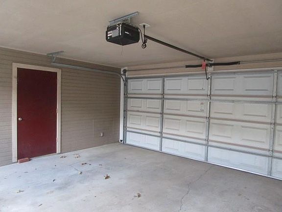 5th image of 14106 Jane Seymour Dr