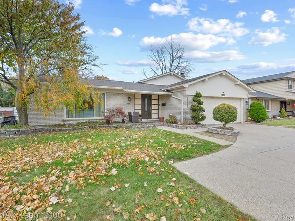 25888 Cherry Hill Rd, Dearborn Heights, MI 48127