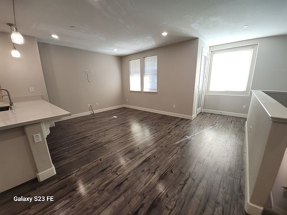 5th image of 1573 De Rome Dr Unit 6