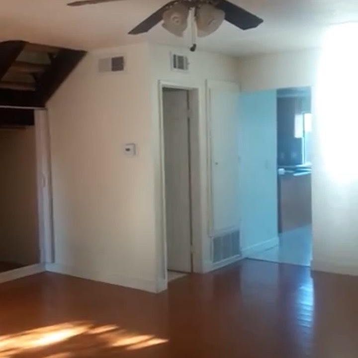 1st image of 10039 Karmont Ave