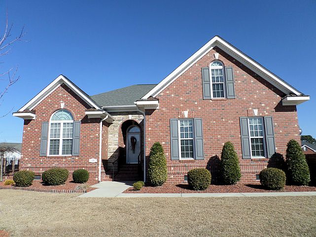 1st image of 104 Burnham Pl