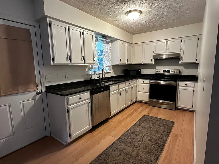 132 Fox Ridge Dr — Photo 6