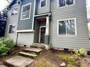 7054 NE 15th Ave, Portland, OR 97211