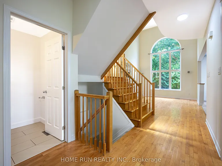 281 Goldridge Dr — Photo 13