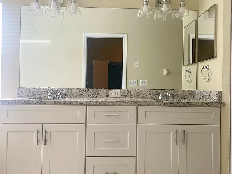 15534 Martinmeadow Dr — Photo 12