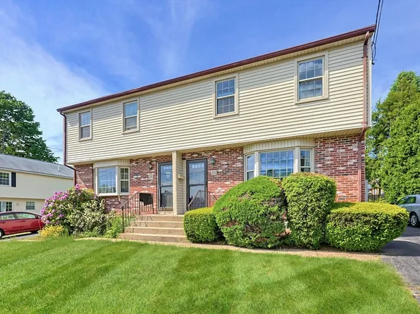 276 Central St Unit 276, Milford, MA 01757