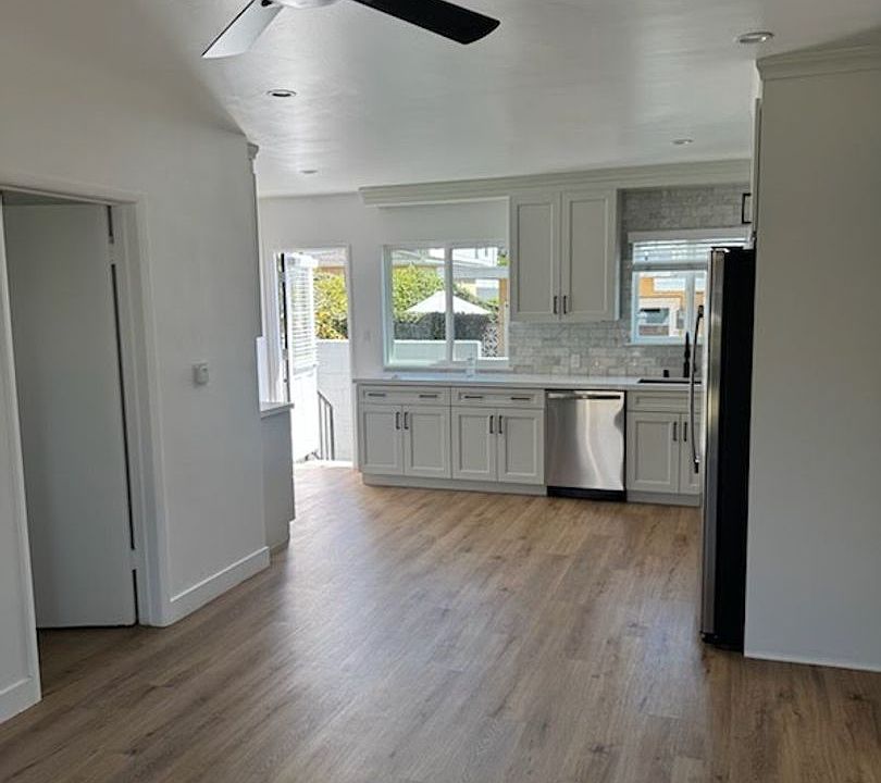 1st image of 2604-2606 S Aviation Blvd #2604A
